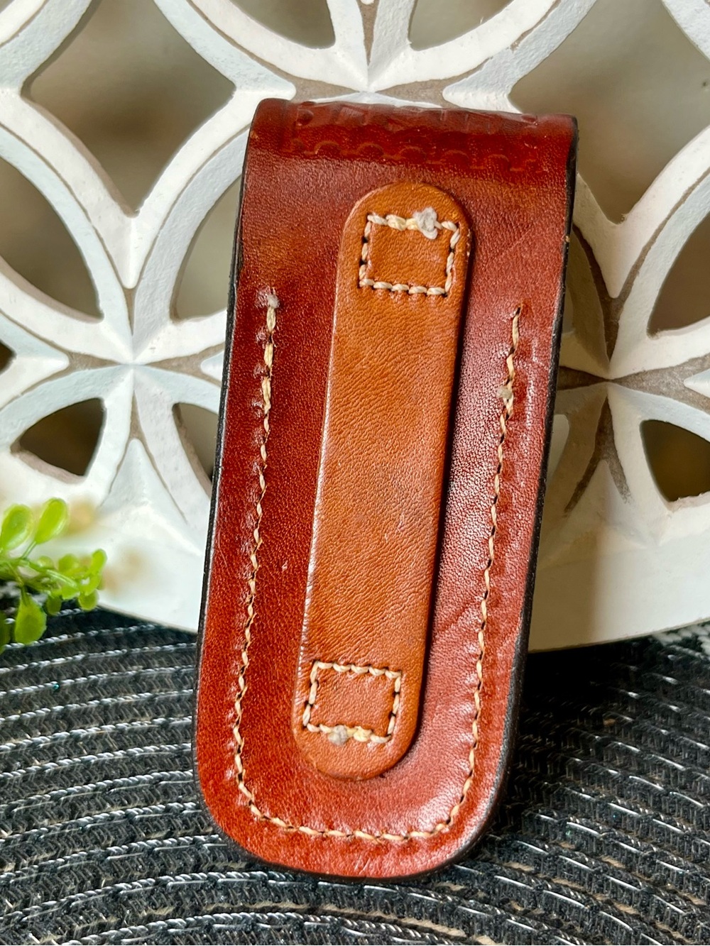 Swiss Army Zermatt Leather Belt Knife Pouch (Pouch Only) - Picture 3 of 11